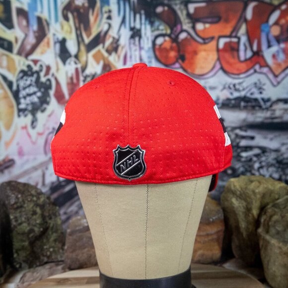 Adidas Chicago Blackhawks Hat Fitted XL-XXL 100% Polyester embroidered very good - Picture 8 of 13